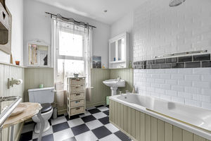 Photo 17- click for photo gallery